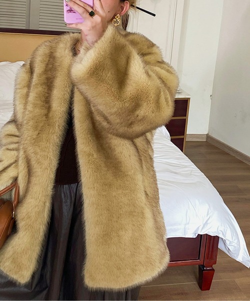 エリオポール　エコファージャケット　ノーカラー　ボア　ショートコート　ベージュ エリオポール エコファージャケット ノーカラー ボア ショートコート