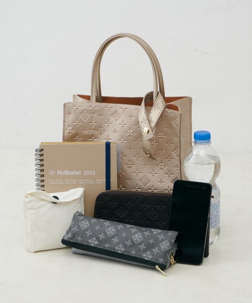 未使用　Daily RUSSET デイリーラシット　2WAY バックパック　総柄 Daily russet（デイリー ラシット） トートバッグ FREE ゴールド