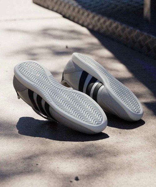 adidas（アディダス） スニーカー バレダ メリー ジェーン レディース
