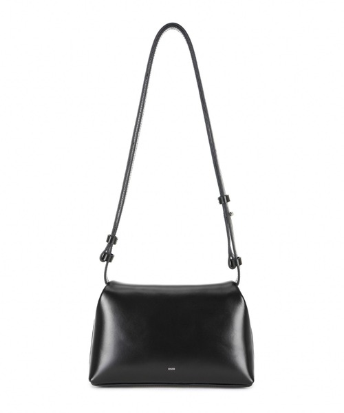 「OSOI」 ショルダーバッグ ONE SIZE ブラック レディースの画像