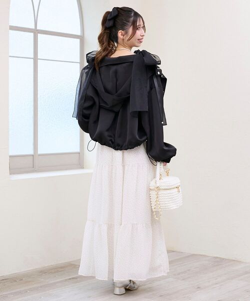極美品 クレージュ ブルゾン ロゴ アイボリー 40 MAJESTIC LEGON（マジェスティックレゴン） ブルゾン アウター サテン