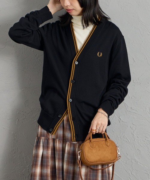 FRED PERRY（フレッドペリー） カーディガン Vネック クラシックニット