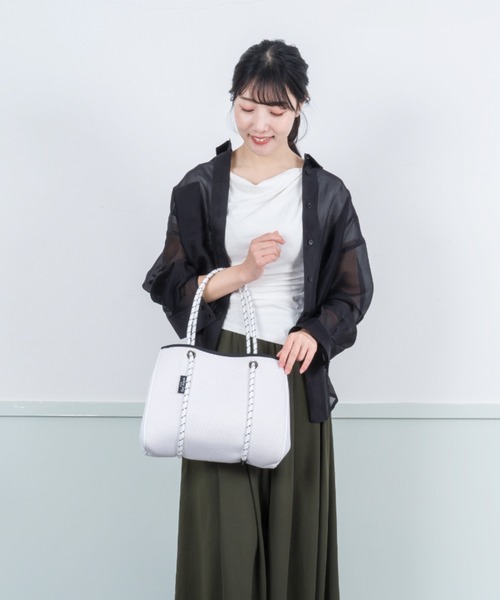 willow bay グレー ファー ハンドバッグ　レア ウィローベイ Willow Bay ネオプレン トートバッグ Daydreamer