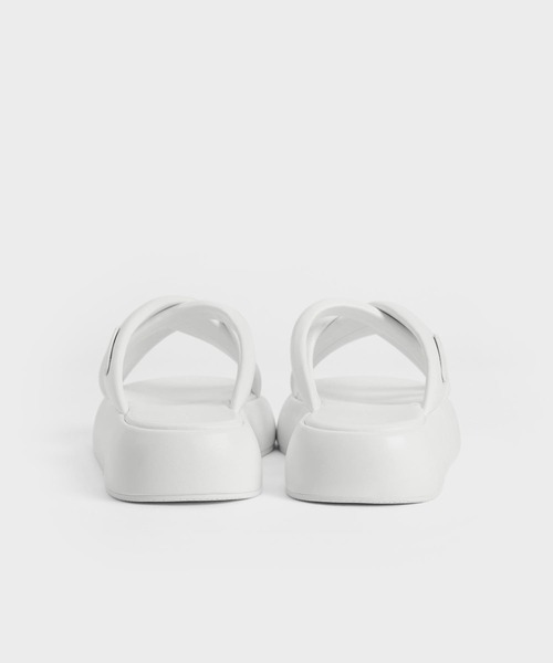パッフィーストラップ サンダル CHARLES ＆ KEITH サンダル パッフィー クロスオーバー