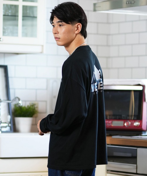 NEW ERA（ニューエラ） マウンテンパーカー ウインドブレーカー ロンT
