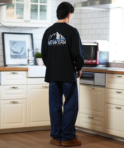 NEW ERA（ニューエラ） マウンテンパーカー ウインドブレーカー ロンT