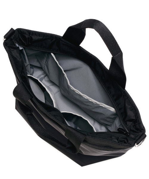 LeSportsacトートバッグ 黒 ブラック 美品　大容量　ポーチ付き LeSportsac（レスポートサック） トートバッグ BUCKET TOTE 「日本限定