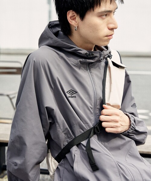 激レア00sアーカイブ UMBROアンブロ ジップアップ肉厚ブルゾン グレーXL 激レア00sアーカイブ UMBROアンブロ ジップアップ肉厚ブルゾン グレー