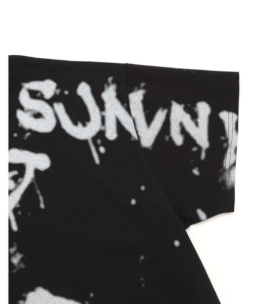 「Little sunny bite」 半袖Tシャツ MEDIUM ブラック レディース_画像6