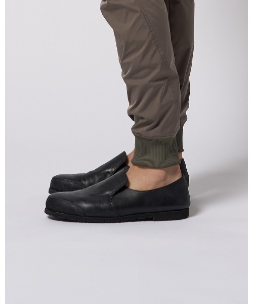 スリッポン combination slip-on shoes メンズの画像