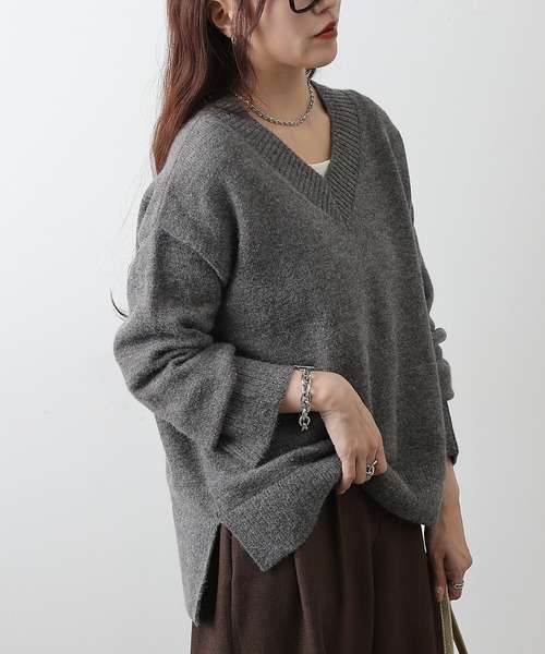 COLONY 2139（コロニー トゥーワンスリーナイン） ニット セーター