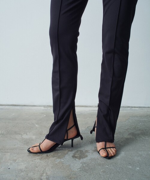 パンツ 「Re」zip leggings pants レディースの画像