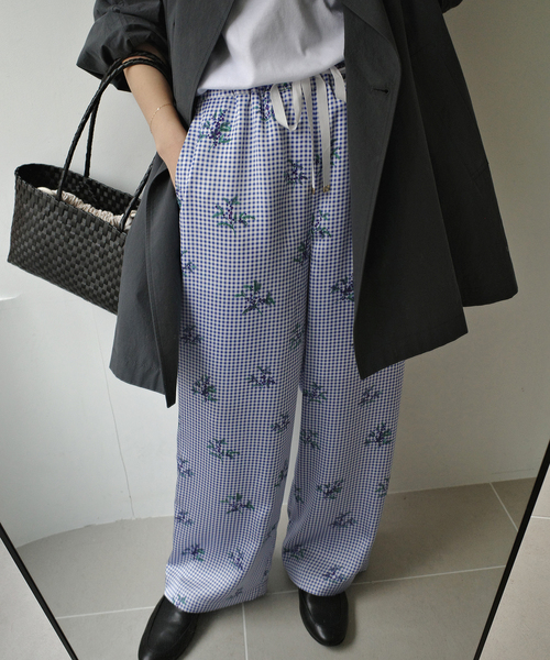 SLOBE IENA（スローブイエナ） パンツ Margaux Dereume × SLOBE サテン