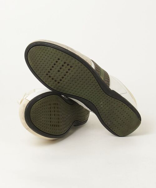 GUCCI（グッチ） ローカットスニーカー 5.5 ベージュ レディース