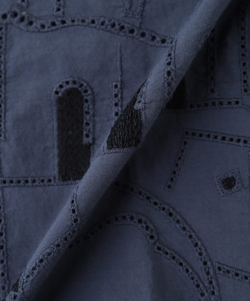 シャツ mii (ミイ) SHIFFLY EMBROIDED SHIRT メンズ レディースの画像