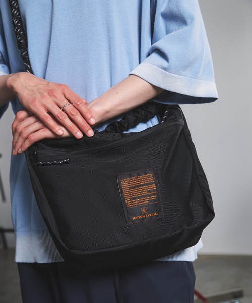 MAISON SPECIAL（メゾンスペシャル） ショルダーバッグ 「UNISEX