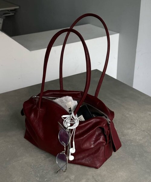 美品✨イアパピヨネ ロングハンドルボストンバッグ ボルドー ear PAPILLONNER（イア パピヨネ） ボストンバッグ 「本革/380g