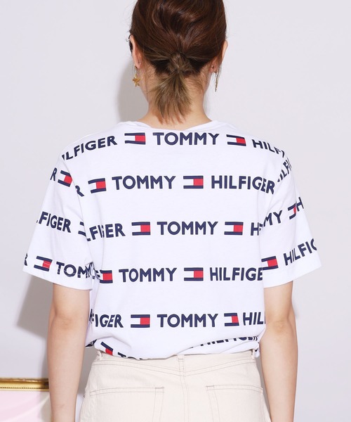 売れ筋商品|||トミー ヒルフィガー Tシャツ レディース トップス SCRIPT - Print T-shirt - iovry /med red トミー ヒルフィガー TOMMY HILFIGER スリムスクリプトリンガーT