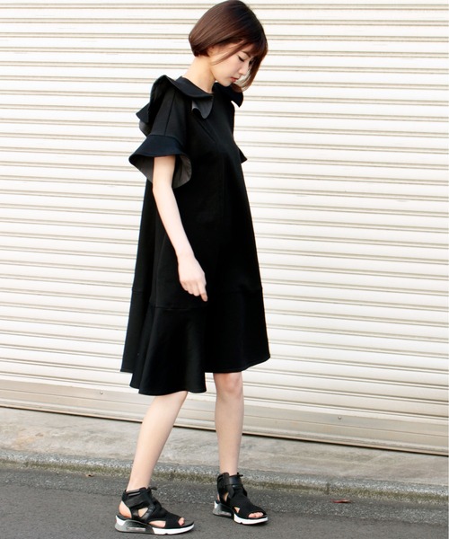 AVIE（アビィ） ワンピース ラッフルフリルスウェットドレス