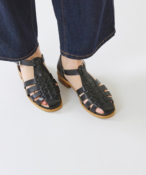 menue（メヌエ） サンダル スタックヒール グルカサンダル レディース