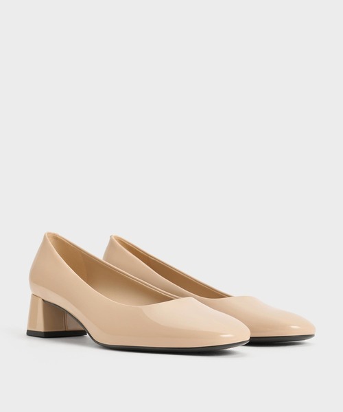 CHARLES ＆ KEITH パンプス パテント ラウンドトゥブロック
