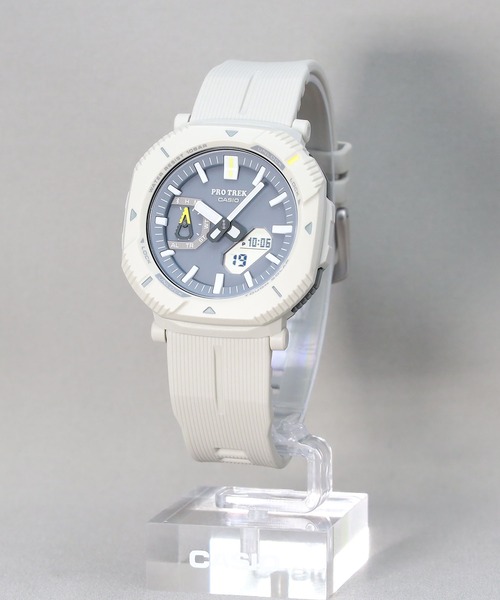 PRO TREK デジタル腕時計 ホワイト PRO TREK | CASIO