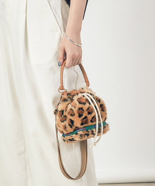 【LeSportsac】ウォームキャメル レオパードパースモールバッグ LeSportsac ショルダーバッグ バッグ SM DRAWSTRING BAG