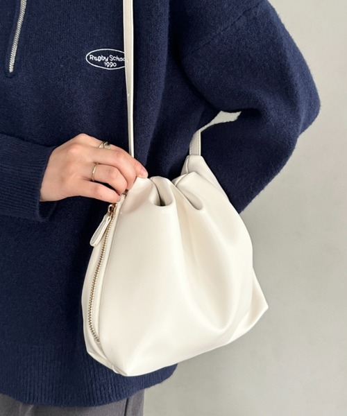 ベルリオーズ ファンキャップ ショルダーバッグ は*な様 トゥルーズ ファンキャップ ショルダーバッグ（新発売