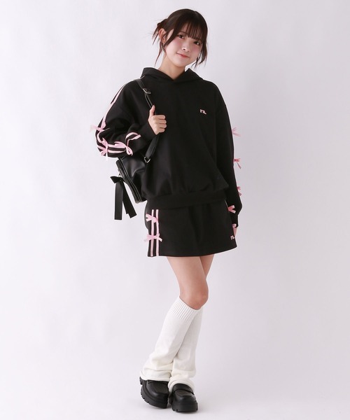 repipi armario（レピピアルマリオ） セットアップ サイドライン