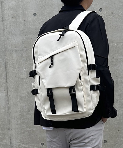 ARCADE（アーケード） デイバック リュック マルチポケット収納 大容量