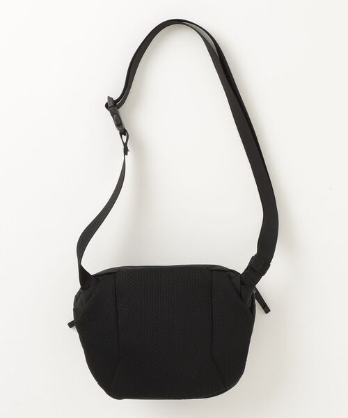 Arc'teryx ブラック ショルダーバッグ ARC'TERYX（アークテリクス） ショルダーバッグ - ブラック メンズ