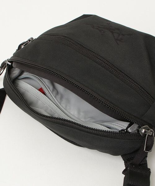 ARC'TERYX（アークテリクス） ショルダーバッグ - ブラック メンズ