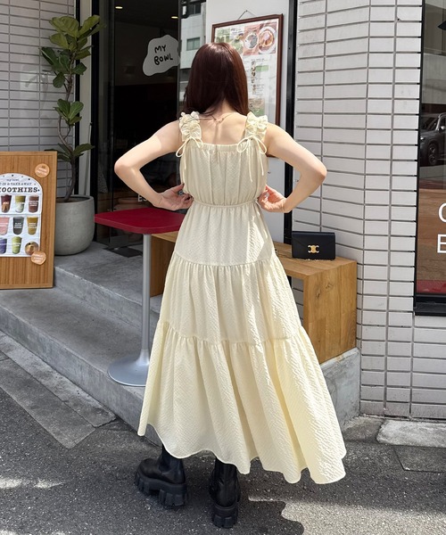 JUNOAH（ジュノア） ワンピース ギャザーショルダーサイドカット
