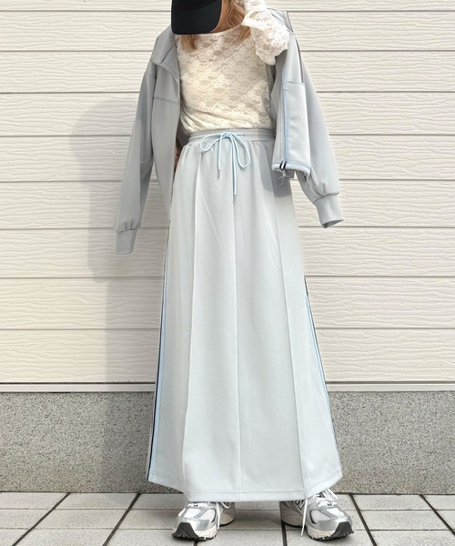 Q ロングスカート MEDIUM ライトグレー レディース : ZOZOTOWN Yahoo