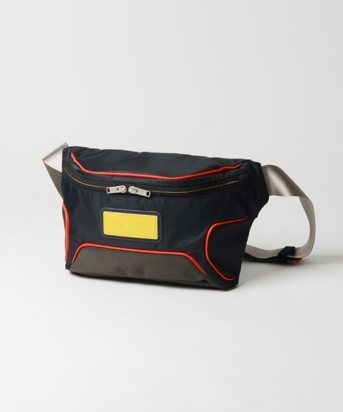 MasterPieceマスターピース ボディバッグ　ウェストポーチ　カウレザー 美品】Master piece マスターピース ウエストポーチ ボディバッグ