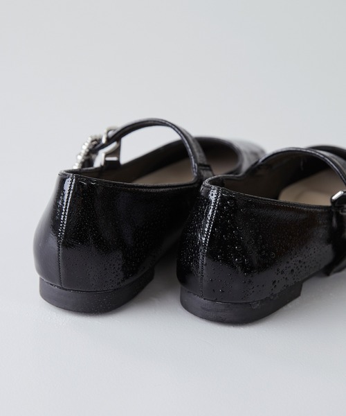 menue パンプス オールウェザー 2Wayビジュー ストラップ メリー