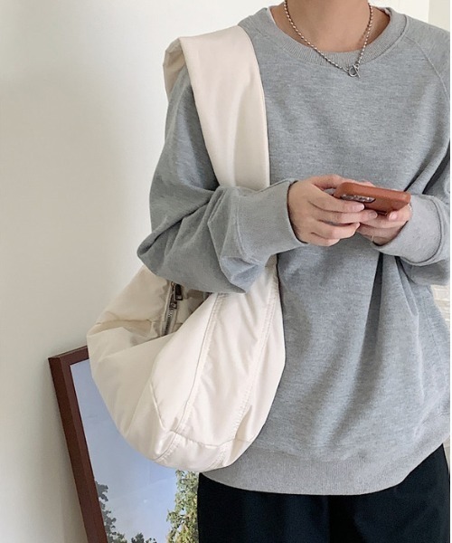 美品◎ワコウ MANACO 斜めがけ可 ハーフムーン ショルダーバッグ ネイビー ショルダーバッグ 斜めがけバッグ ハーフムーンバッグ[品番