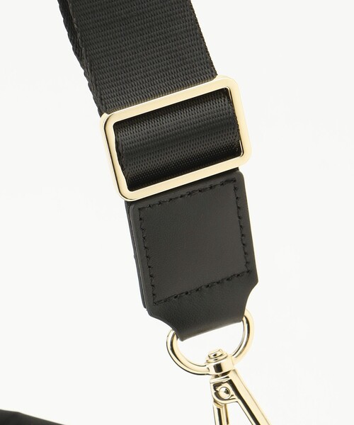 TOCCA（トッカ） ショルダーバッグ バッグ TRIM WAVES POCHETTE