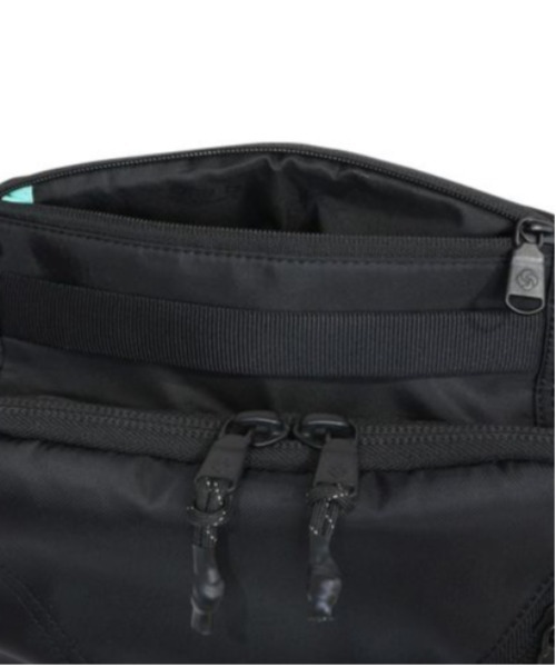 Samsonite RED ビジネスリュック デイバック リュック 「SAMSONITE RED