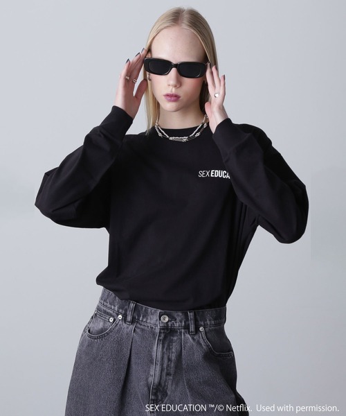 ROSE BUD tシャツ Netflix Series 'SEX EDUCATION' × BUD