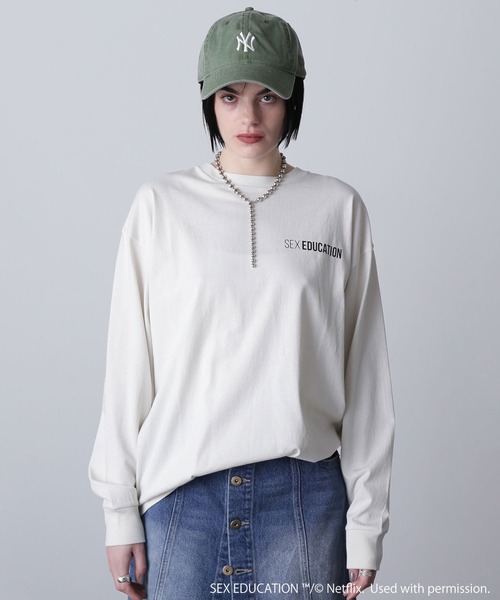 ROSE BUD tシャツ Netflix Series 'SEX EDUCATION' × BUD
