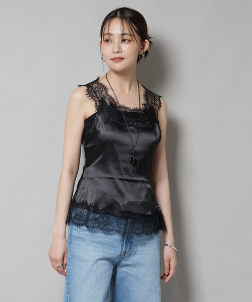 1回着用のみOperaSPORT フリルタンクトップ オペラスポーツ OPERA SPORT/オペラスポーツ】フリルタンクトップ（Tシャツ
