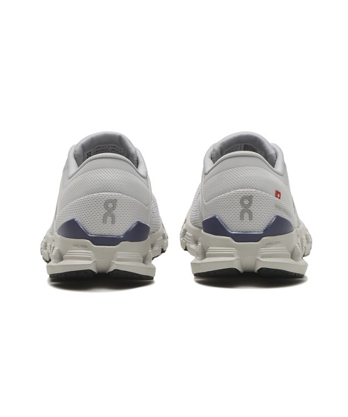 On（オン） スニーカー W Cloud X 4 3WE30073559 レディース