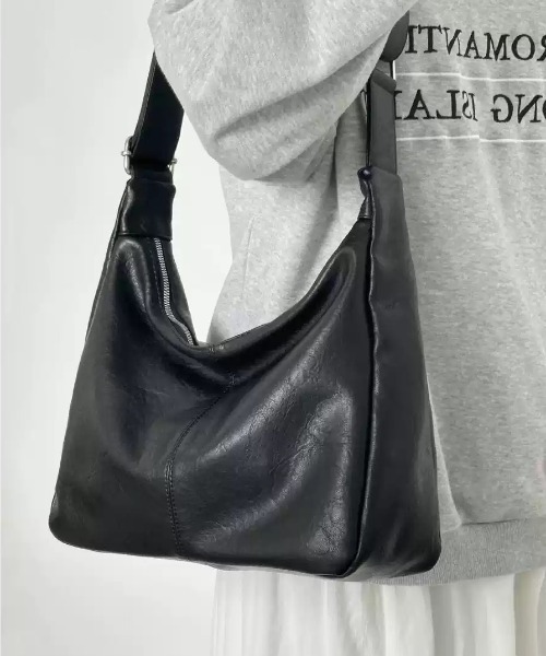 ショルダーバッグ バッグ 2WAYフェイクレザーショルダーバッグ