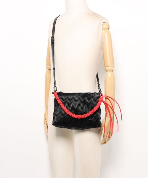 Desigual（デシグアル） ショルダーバッグ バッグ ブラックエンボス