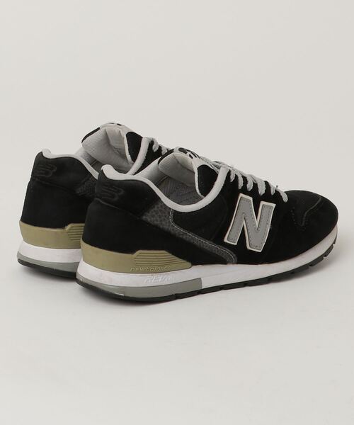 「New Balance」 ローカットスニーカー 24cm ブラック レディースの画像