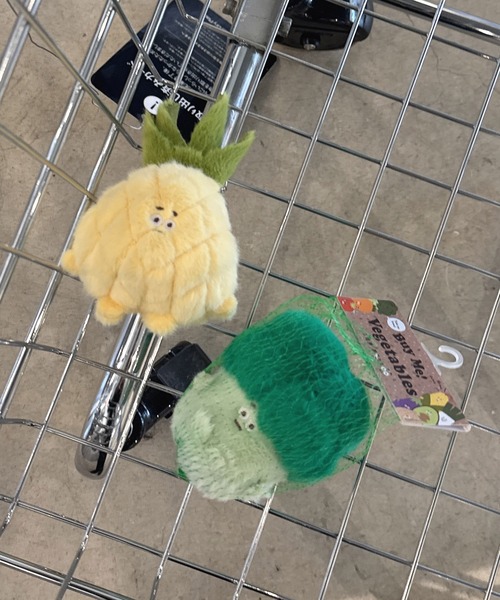 AS KNOW AS（アズノゥアズ） キーホルダー Buyme!くだものとお野菜の