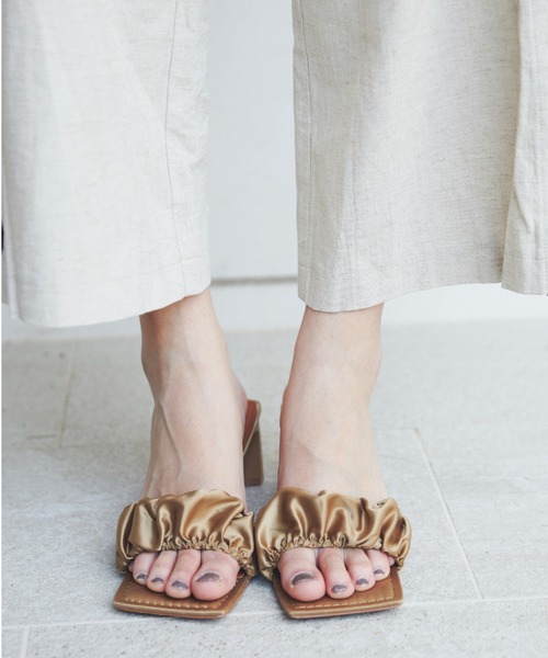 アリシアスタン　サンダル ALEXIA STAM サンダル Beach Sandals Beige /ハイビスカス