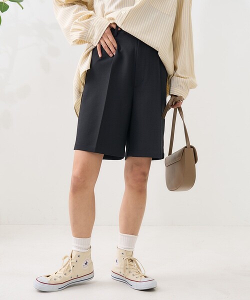 セザンヌ リネン＆シルク混紡 タック入り ショートパンツ セザンヌ リネン＆シルク混紡 タック入り ショートパンツ
