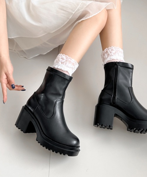 Shoes in Closet（シュークロ） ブーツ 軽量厚底 ヒールアップ